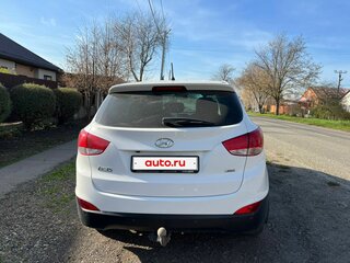 2014 Hyundai ix35 I Рестайлинг, белый, 1600000 рублей, вид 3