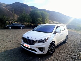 2019 Kia Carnival III, белый, 1450000 рублей, вид 2