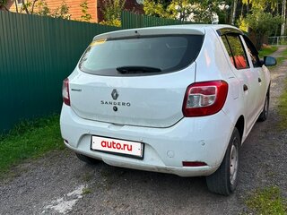 2018 Renault Sandero II Рестайлинг, белый, 700000 рублей, вид 3