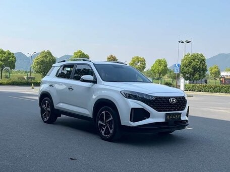 2021 Hyundai ix35 II Рестайлинг, белый, 1500000 рублей, вид 1
