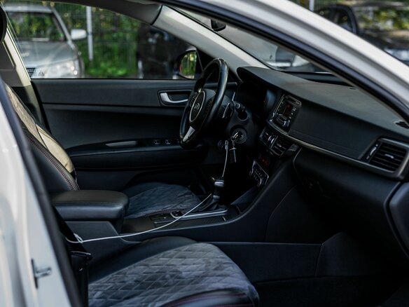 2017 Kia Optima IV, белый - вид 12