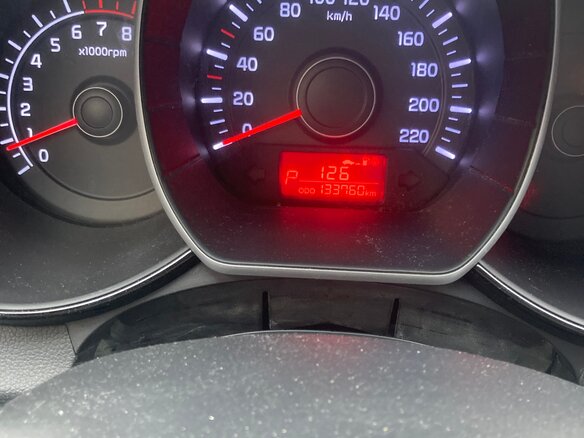 2012 Kia Rio III, белый, 880000 рублей - вид 4