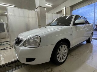 2018 Lada (ВАЗ) Priora I Рестайлинг, белый, 650000 рублей, вид 1