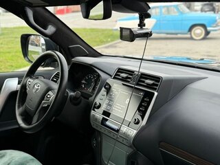 2022 Toyota Land Cruiser Prado 150 Series Рестайлинг 3, серый, 7500000 рублей, вид 5