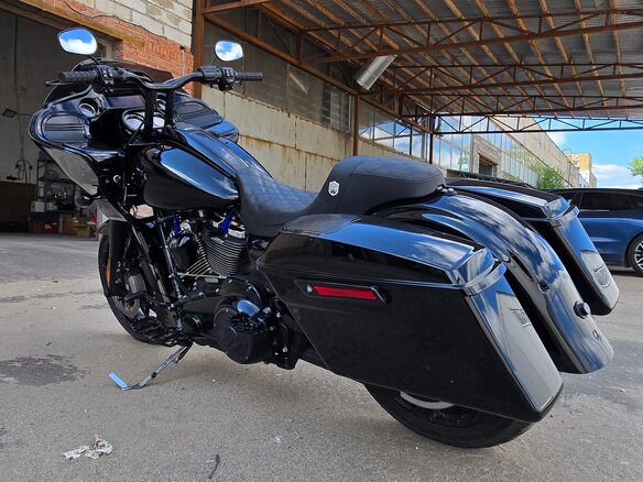 2021 Harley-Davidson Road Glide, чёрный, 2199999 рублей - вид 6
