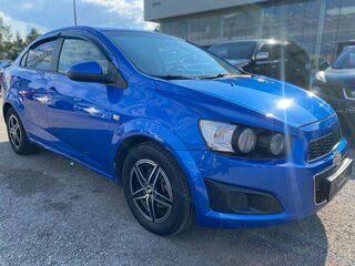 2014 Chevrolet Aveo II, синий, 580000 рублей, вид 4