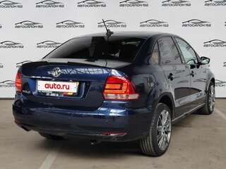 2017 Volkswagen Polo V Рестайлинг, синий, 949000 рублей, вид 4