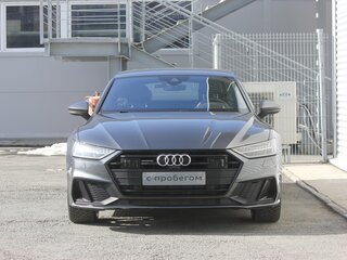2022 Audi A7 45 TFSI II (4K), серый, 5800000 рублей, вид 2