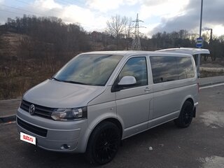 2013 Volkswagen Multivan T5 Рестайлинг, серебристый, 2575000 рублей, вид 3
