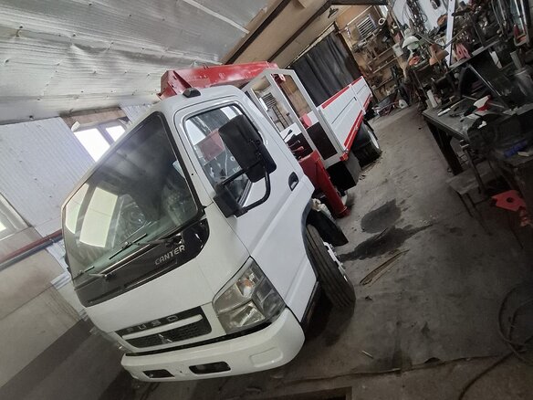 2010 Fuso (Mitsubishi) Canter, белый, 4700000 рублей - вид 2