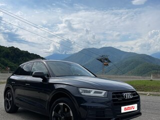 2019 Audi Q5 II (FY), чёрный, 3800000 рублей, вид 1