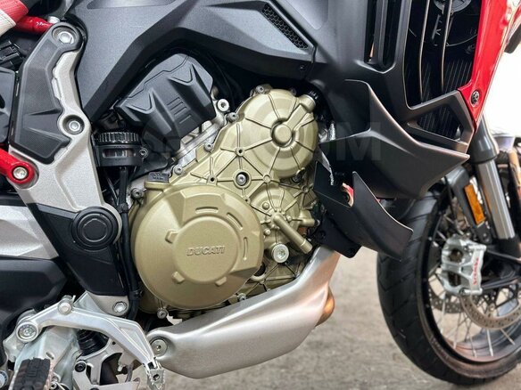 2021 Ducati Multistrada V4, красный, 2250000 рублей - вид 16