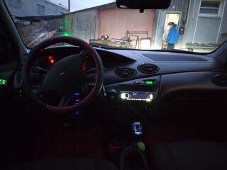 2003 Ford Focus I Рестайлинг, серебристый, 200000 рублей, вид 5