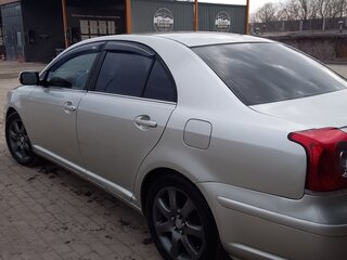 2007 Toyota Avensis II Рестайлинг, серебристый, 920000 рублей, вид 3