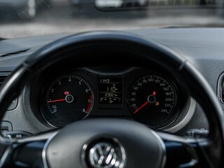 2016 Volkswagen Polo V Рестайлинг, коричневый, 837000 рублей, вид 5