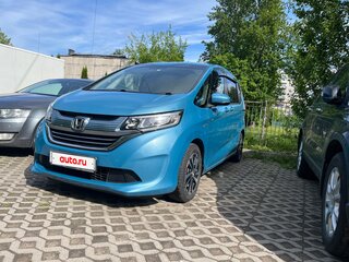 2017 Honda Freed II, синий, 1320000 рублей, вид 3