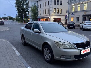 2012 Skoda Octavia II (A5) Рестайлинг, серебристый, 650000 рублей, вид 2