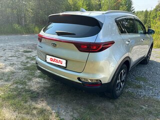 2020 Kia Sportage IV Рестайлинг, серебристый, 2850000 рублей, вид 5