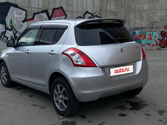 2011 Suzuki Swift IV, серебристый, 610000 рублей - вид 2