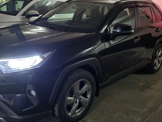 2020 Toyota RAV4 V (XA50), чёрный, 4100000 рублей, вид 5