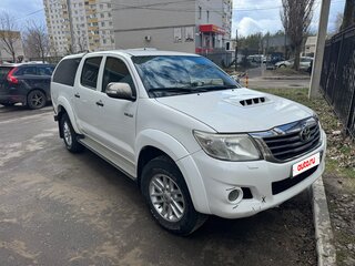 2012 Toyota Hilux Arctic Trucks AT38 VII Рестайлинг, белый, 2175000 рублей, вид 4