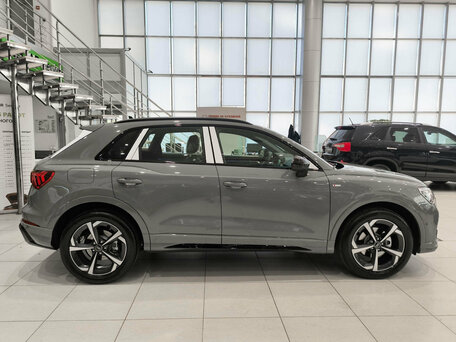2026 Audi Q3 35 TFSI II (F3), серый, 4050000 рублей, вид 4