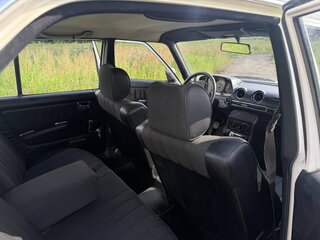 1984 Mercedes-Benz W123 200 5-speed, белый, 450000 рублей, вид 5