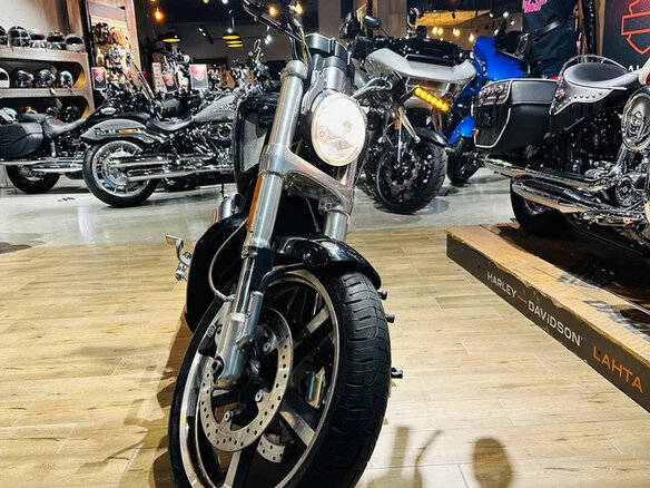 2010 Harley-Davidson V-Rod Muscle, чёрный, 1100000 рублей - вид 13