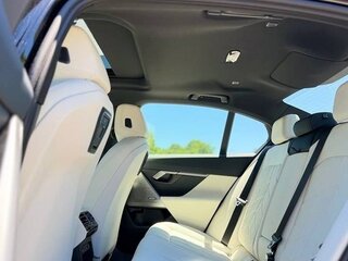 2026 BMW 5 серии 530i xDrive VIII (G60/G61/G68), чёрный, 10536464 рублей, вид 5