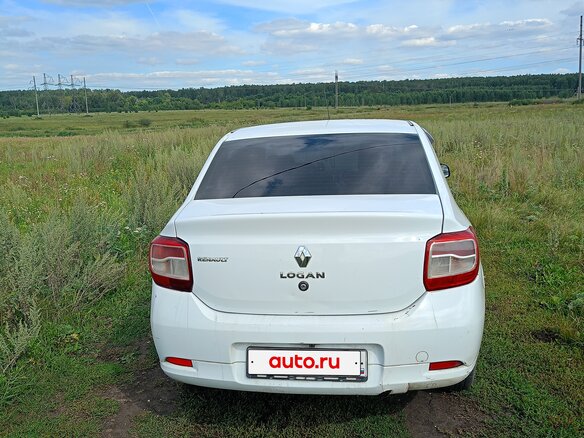 2015 Renault Logan II, белый, 410000 рублей - вид 2