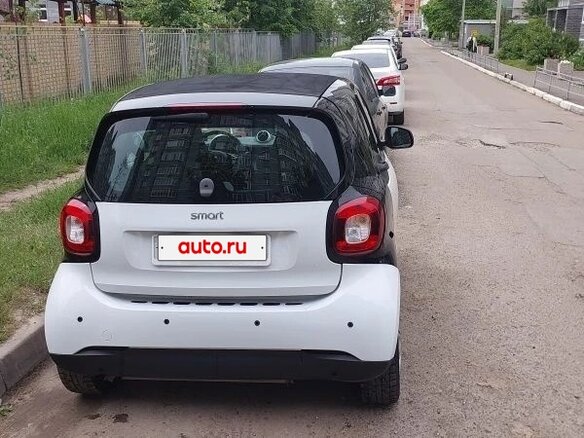 2017 Smart Fortwo III, белый, 830000 рублей - вид 4