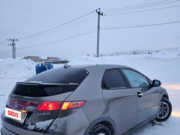 2008 Honda Civic VIII, серый, 580000 рублей - вид 4