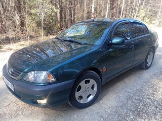 1999 Toyota Avensis I, зелёный, 550000 рублей, вид 1