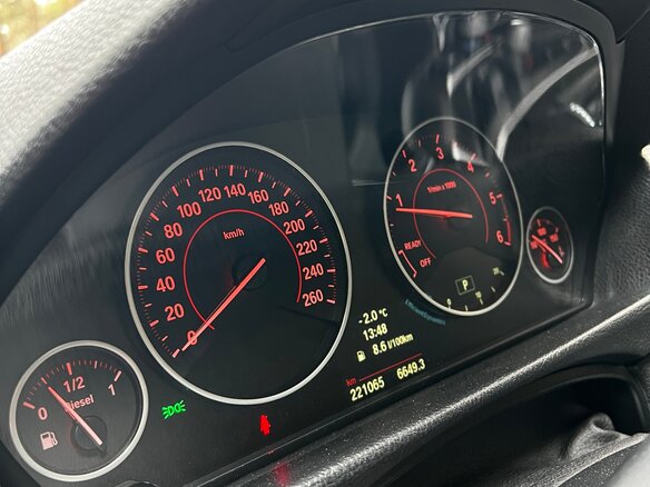 2013 BMW 3 серии 320d xDrive VI (F3x), коричневый, 1940000 рублей - вид 15