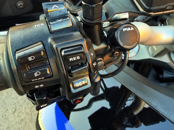 2019 Yamaha MT-09 Tracer (FJ-09), синий, 1350000 рублей - вид 18