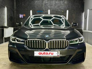 2022 BMW 5 серии 520i VII (G30/G31/G38) Рестайлинг, серый, 4300000 рублей, вид 2