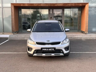 2018 Kia Rio X-Line IV, серебристый, 1235000 рублей, вид 2