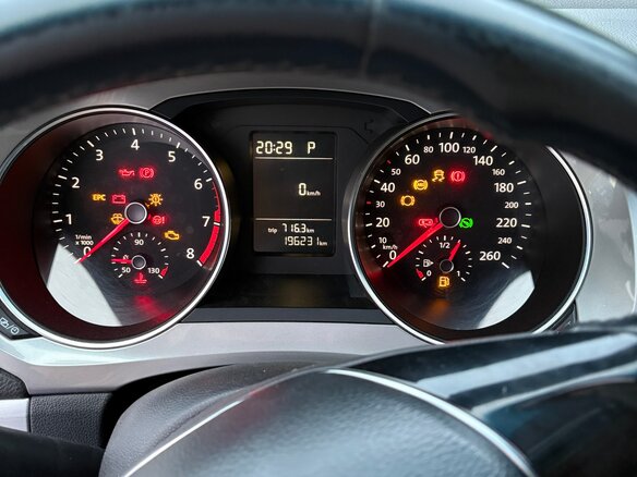 2018 Volkswagen Jetta VI Рестайлинг, серебристый, 1200000 рублей - вид 10