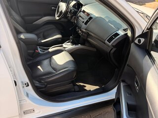2011 Citroen C-Crosser, белый, 900000 рублей, вид 5