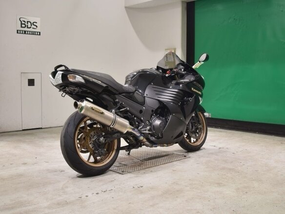 2010 Kawasaki ZZR 1400, чёрный, 644000 рублей - вид 4