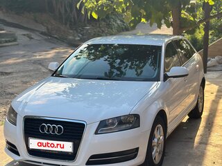 2010 Audi A3 II (8P) Рестайлинг 2, белый, 520000 рублей, вид 1
