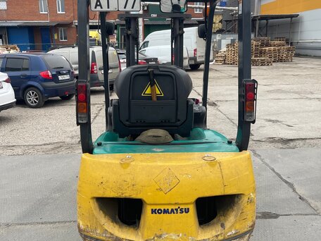 2005 Komatsu FD, 800000 рублей, вид 3