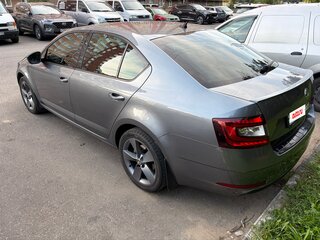 2018 Skoda Octavia III (A7) Рестайлинг, серый, 2000000 рублей, вид 4