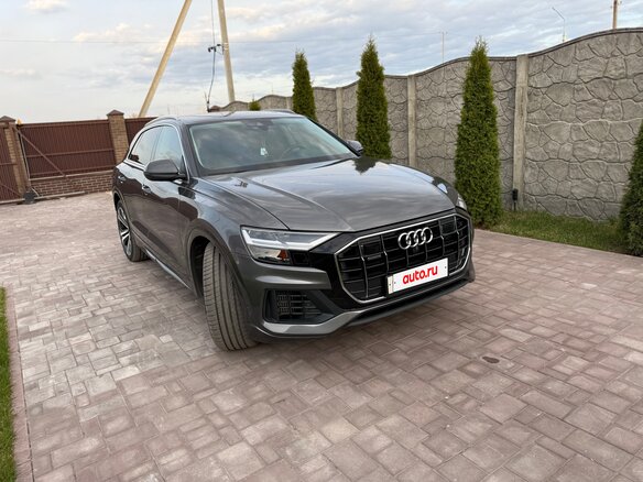 2018 Audi Q8 55 TFSI I (4M), серый, 5100000 рублей - вид 5