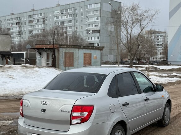 2016 Lada (ВАЗ) Granta I, серебристый, 460000 рублей - вид 4