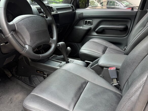 1998 Toyota Land Cruiser Prado 90 Series, чёрный, 3777777 рублей - вид 2
