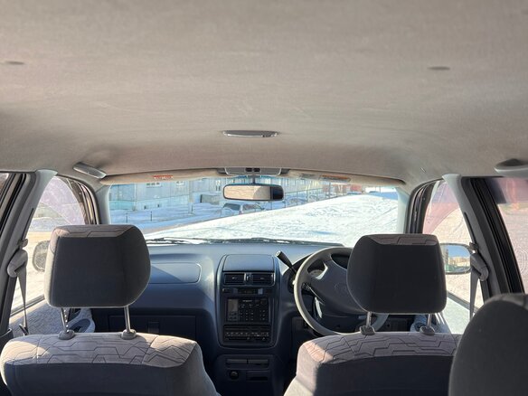 1997 Toyota Ipsum I (M10), белый, 530000 рублей - вид 6