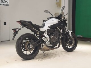 2015 Yamaha MT-07 (FZ-07), белый, 563000 рублей, вид 5