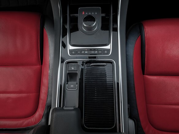 2019 Jaguar XF II, серый, 3000000 рублей - вид 26