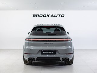 2026 Porsche Cayenne GTS III Рестайлинг, серый, 24690000 рублей, вид 5